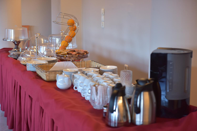 Food & Drinks 5, Oscar Hotel, West Greece