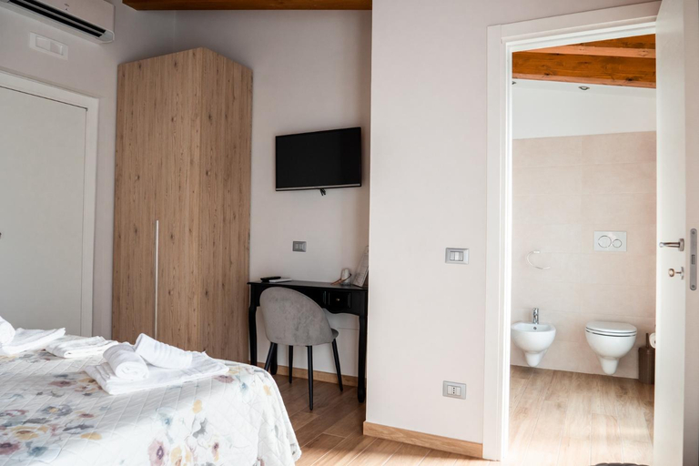 Others 2, Il Beccaria Relais B&B, Latina