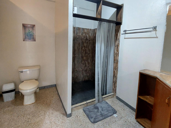 Others 3, B&B Il Padrino, Golfito