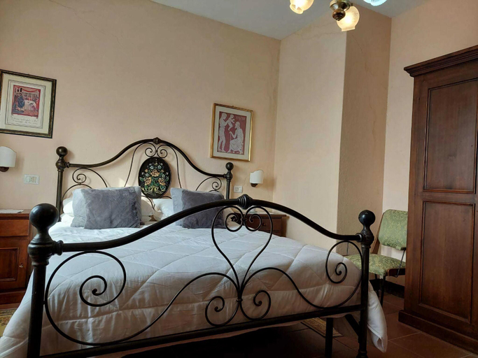 Bedroom 2, Rustic Retreat in Umbria, Perugia