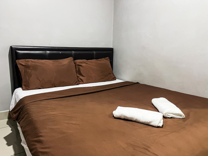 Others 2, Ho Hotel Batu Berendam C, Malacca City