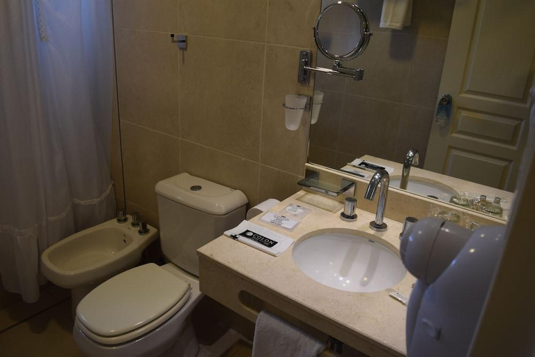 Bathroom 4, Hotel de Campo Colon Resort and Spa, La Capital