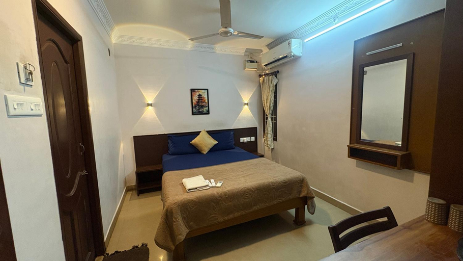 Bedroom 2, Nest Budget Inn, Puducherry