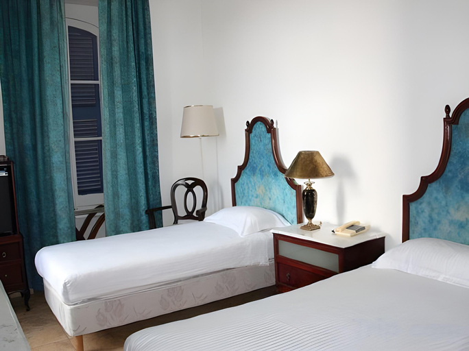 Bedroom 2, Hotel Castille