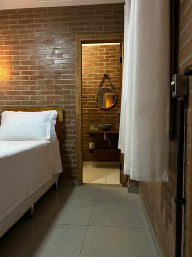 Bedroom 2, Pousada Bem Viver - Charme e Conforto, Nobres