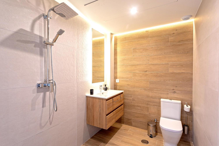 Bathroom 1, Genteel Home Arruzafa, Córdoba