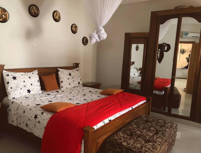 Others 4, Residence Les Calanques, Dakar