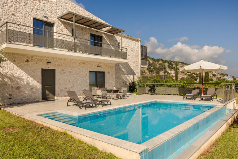2, Petradi Villa Skala III, Ionian Islands