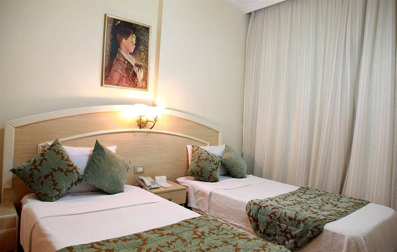Bedroom 3, Elysee Residence, Beirut