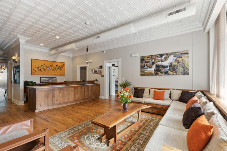 Public Area 2, Western Front Hotel, Wise