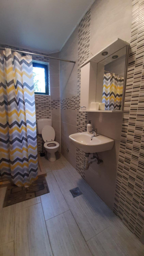 Bathroom 3, Apartments Durmitor