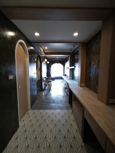 Others 4, Many Days Hostel Bangkok, Khlong San