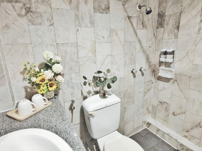 Bathroom, Chanthong Place, Pattaya