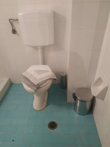 Bathroom 5, George Studios Stalida, Crete