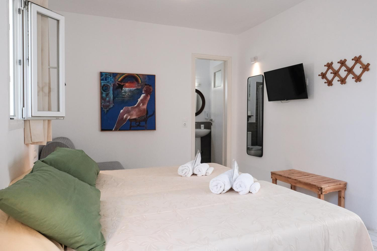 Others 2, Angela's Rooms, South Aegean