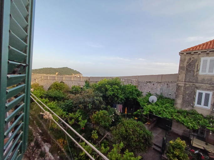 Others 2, City Walls Hostel, Dubrovnik