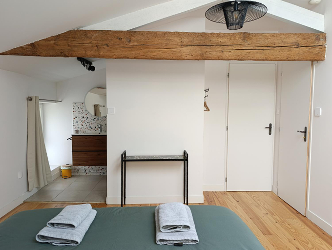 Bedroom 5, Maison Irondas, Gironde