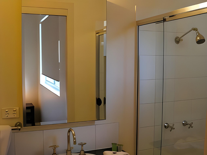 Bathroom 5, Frisco Serviced Apartments, Spring Hill