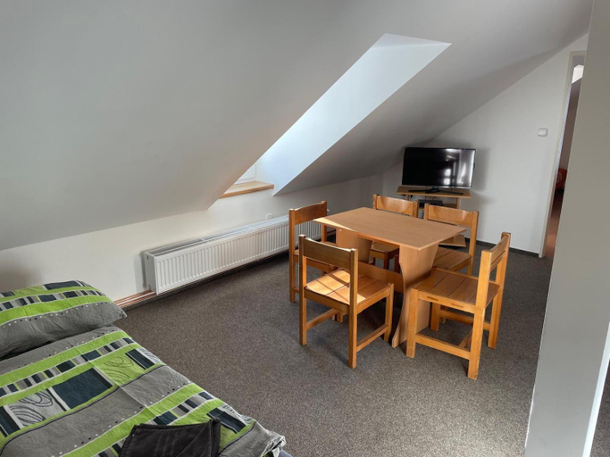 Bedroom 2, Apartmany Penzion Koula, Trutnov