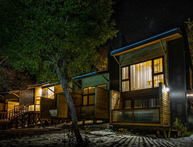 Exterior & Views 1, Ni-Newen Lodge, Cautín