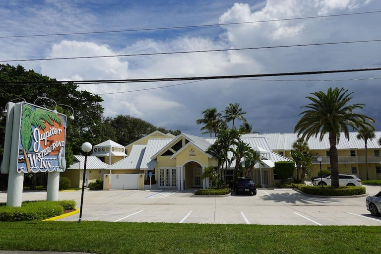 Exterior & Views 1, Jupiter Waterfront Inn, Martin