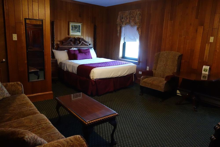 Bedroom 2, Lafayette Hotel Marietta, Washington