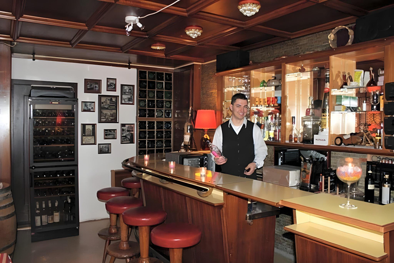 Food & Drinks 3, Swiss Lodge Hotel Bernerhof Wengen, Interlaken