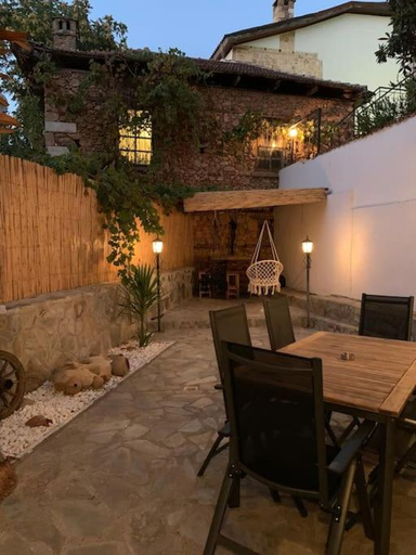 3, Sunny Antalya VILLA in kale ici Antalya 7 persoons, Antalya