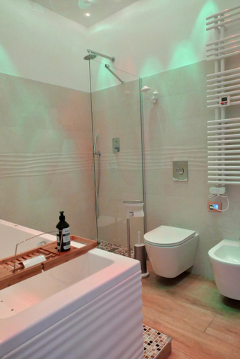 Bathroom 2, HomeSuite sul Lago, Bergamo