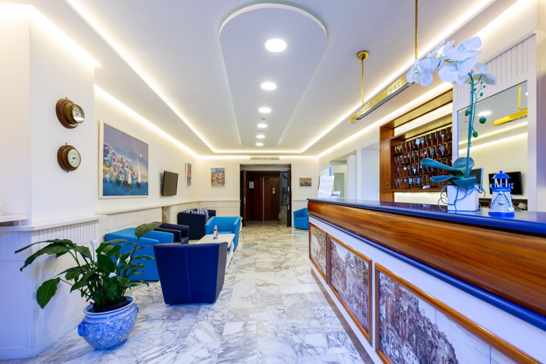 Public Area 2, Hotel Il Faro, Napoli
