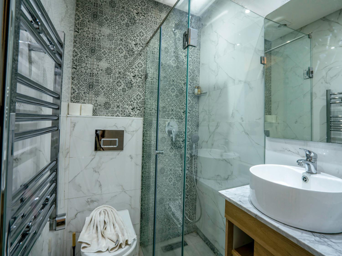 Bathroom 2, MAISON SOLANEOS, Marrakech