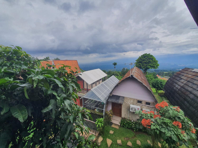 Others 5, Villa Lumbung Salak, Bogor