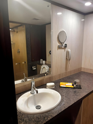 Bathroom 4, The Ocean Pearl Hotel, Dakshina Kannada