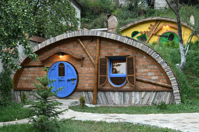 Others 5, Cozy House
