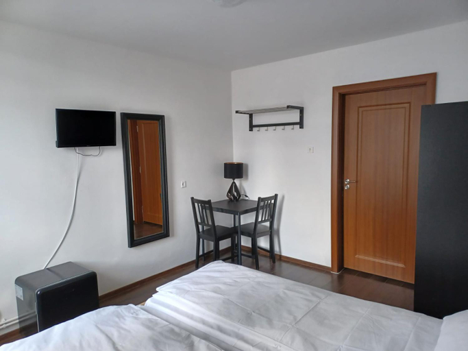 Others 4, Vila Oltetul, Predeal
