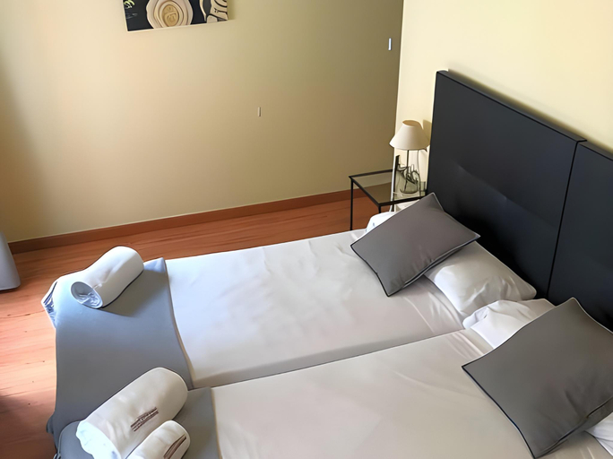 Bedroom 4, Orfebre Góngora, Córdoba