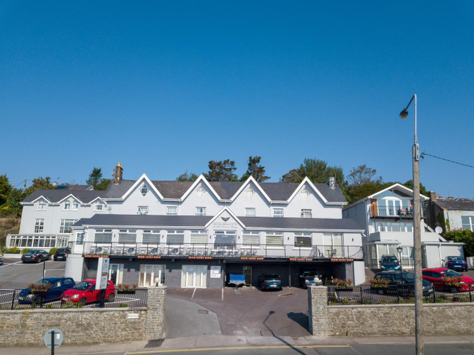 Exterior & Views 1, Bella Vista Hotel & Self Catering Suites