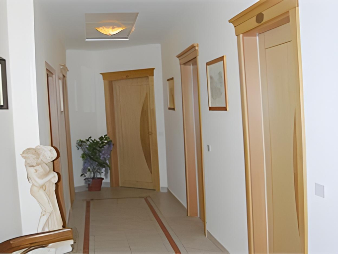 Public Area 2, Hotel Savoia, Napoli