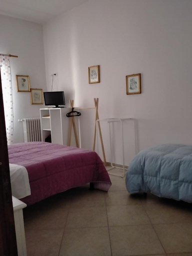 Bedroom 2, Paneolio B&B, L'Aquila