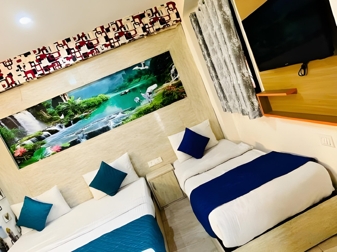 Bedroom 1, Airport Hotel Classic Park, Delhi