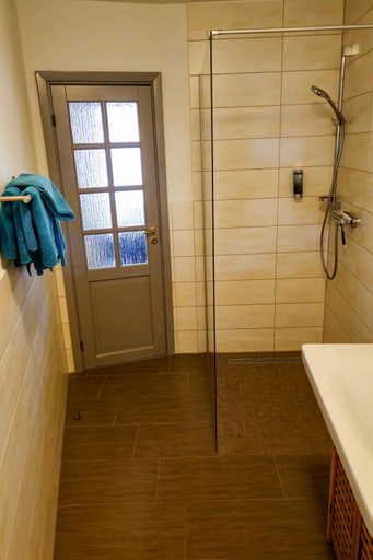 Bathroom 5, An der Metow-Ferienpark.Hotel, Ludwigslust-Parchim