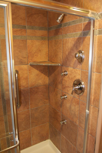 Bathroom 4, Sleepy Forest Cottages, San Bernardino