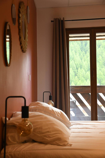 Others 3, Auberge du Bec, Hautes-Alpes