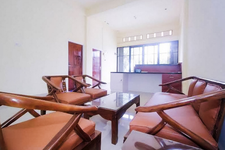 Public Area 3, RedDoorz Syariah @ Diva Residen Kasturi 1, Jambi