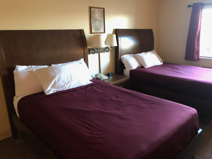 Bedroom 3, Simple Rewards Inn, Shelby