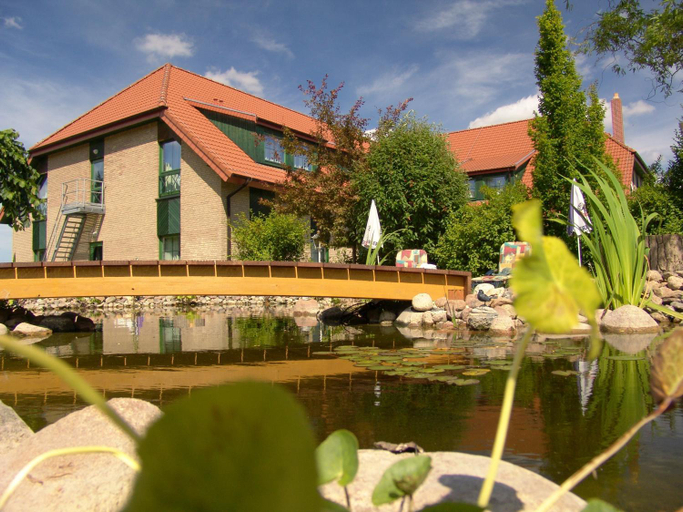 Others 5, Oder-Hotel, Uckermark