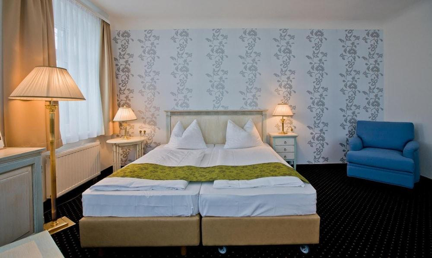 Others 4, Rathaushotels All Inklusive, Erzgebirgskreis