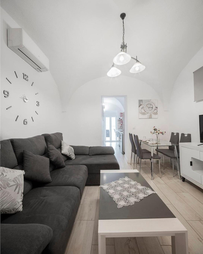 Others 3, Apartamentos Gladiador, Badajoz
