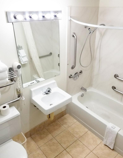 Bathroom 3, Quality Inn Airport, Anchorage