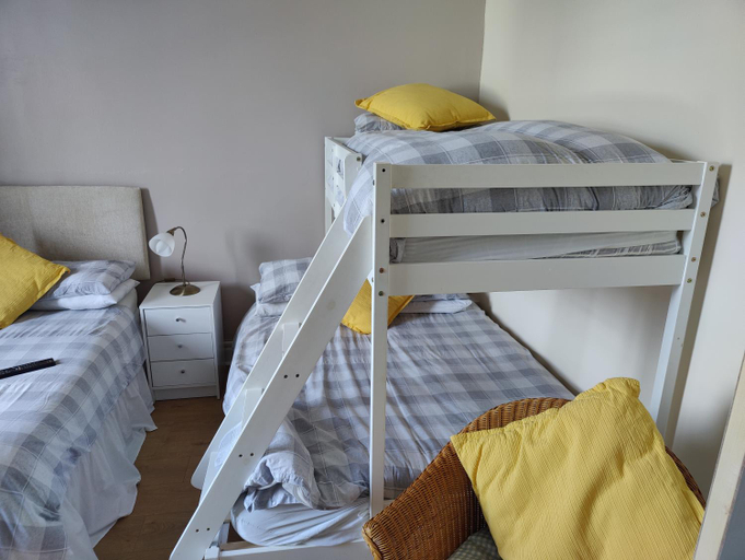 2, Forth Bay Guest House, Fife